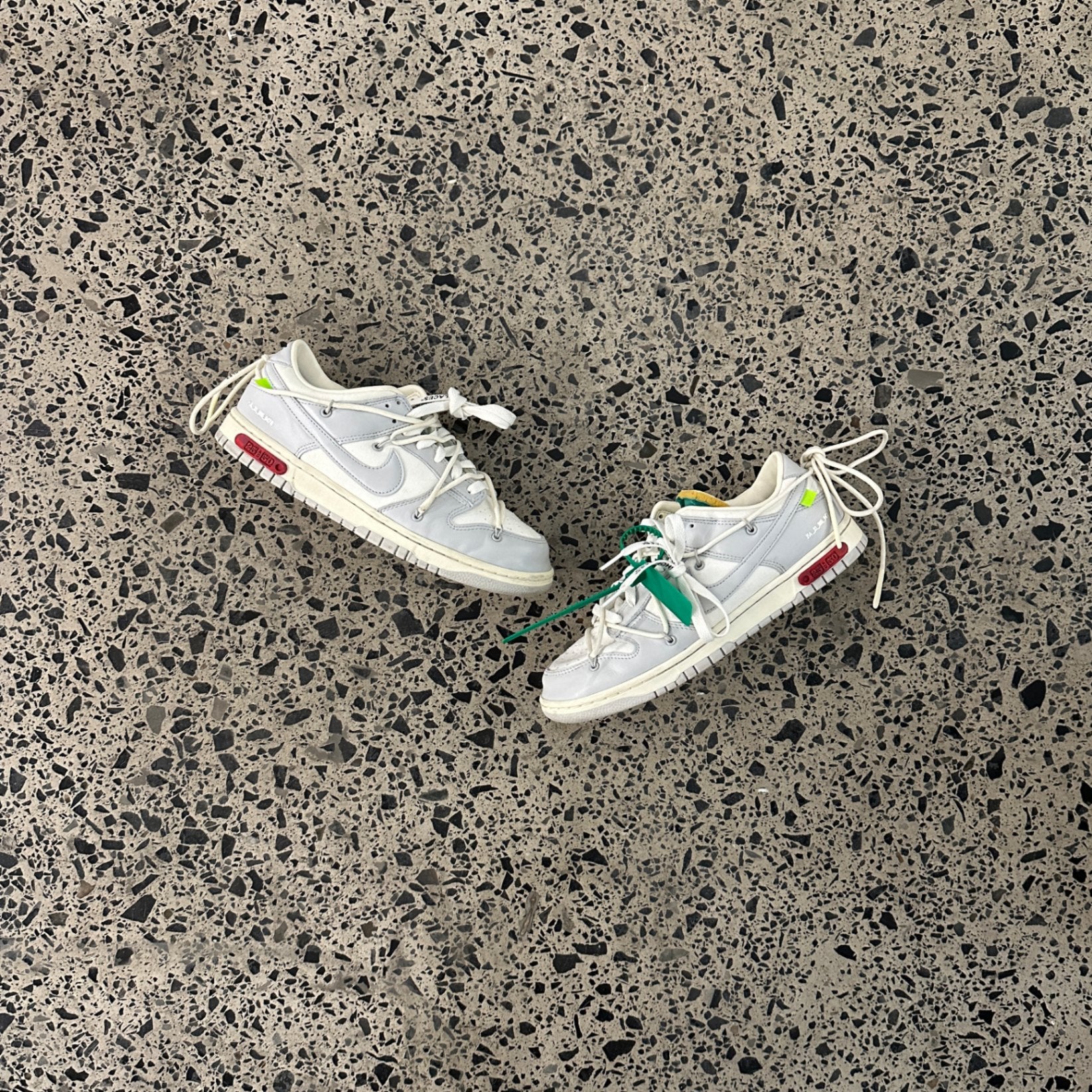 Nike Dunk Low Off-White Lot 25