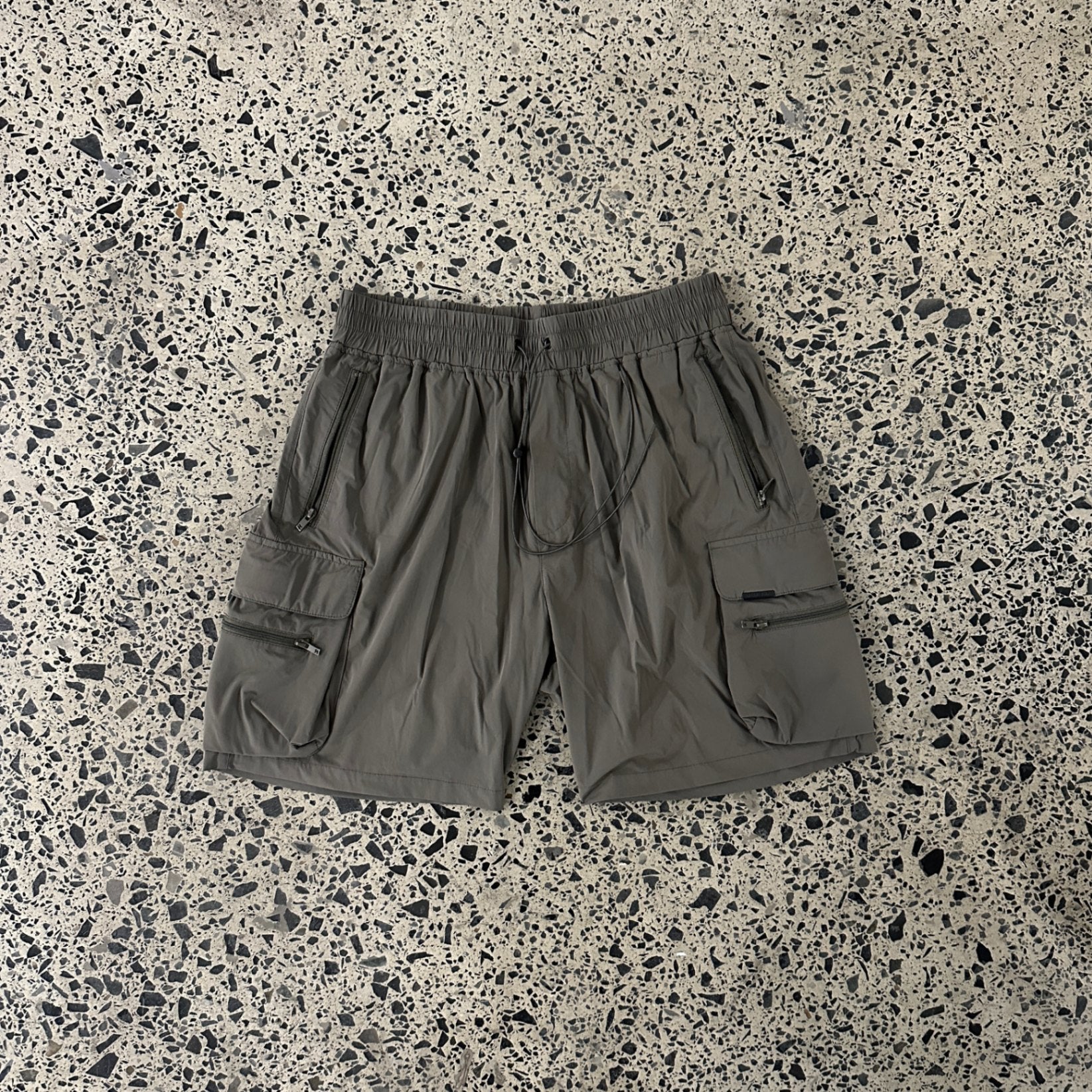 Represent 247 Shorts Grey