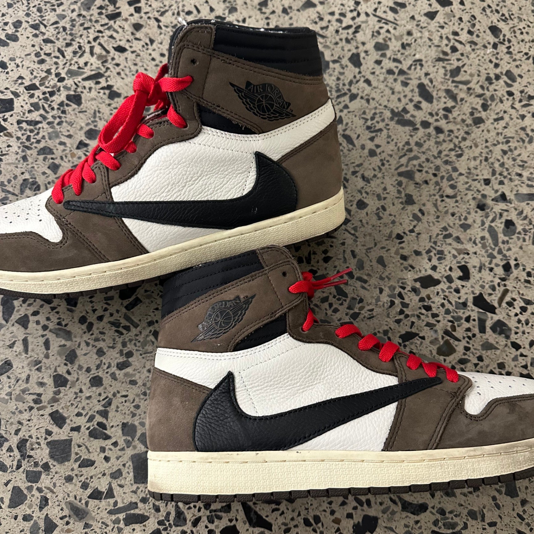 Jordan 1 Retro High OG SP Travis Scott Mocha