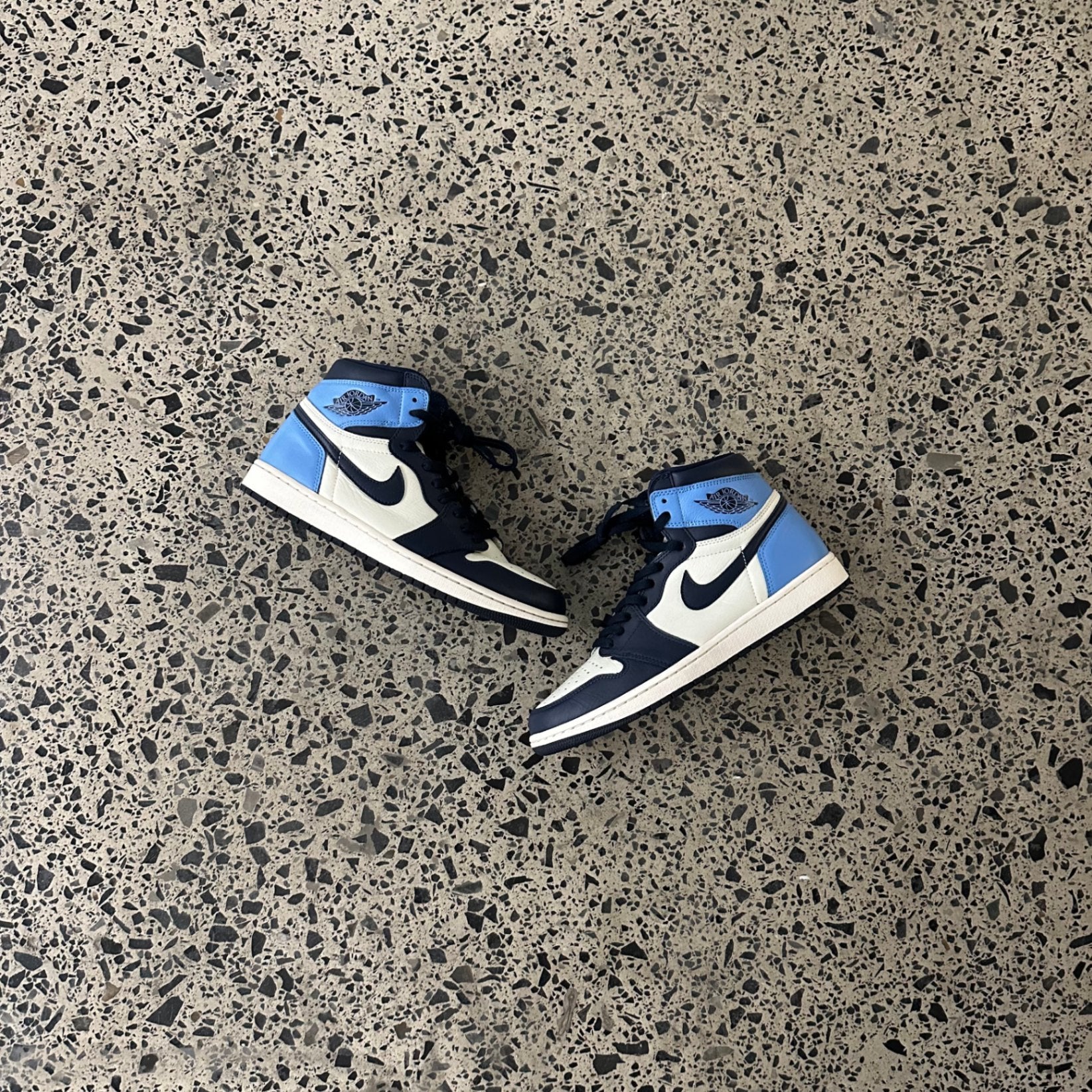 Jordan 1 Retro High Obsidian UNC