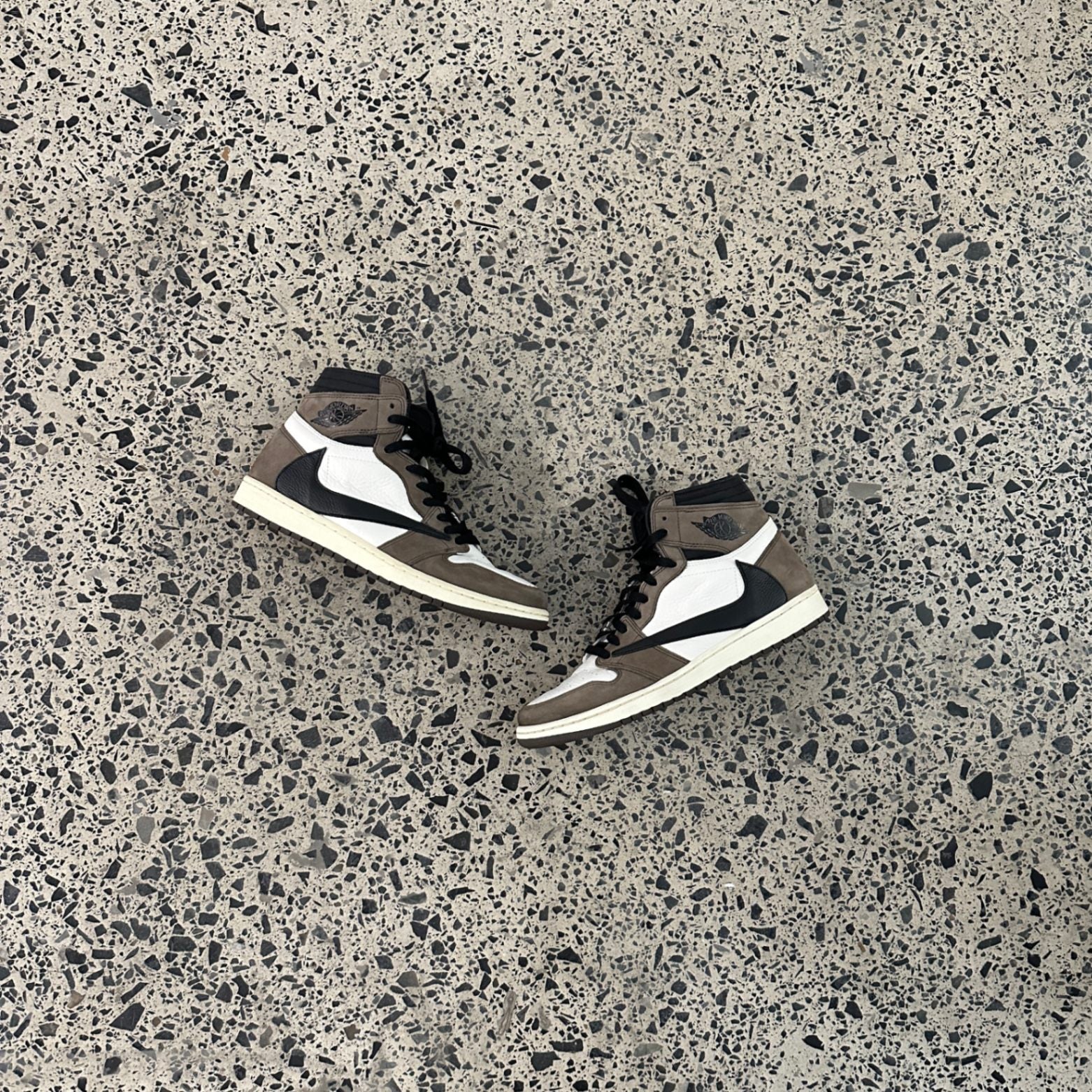 Jordan 1 Retro High OG SP Travis Scott Mocha