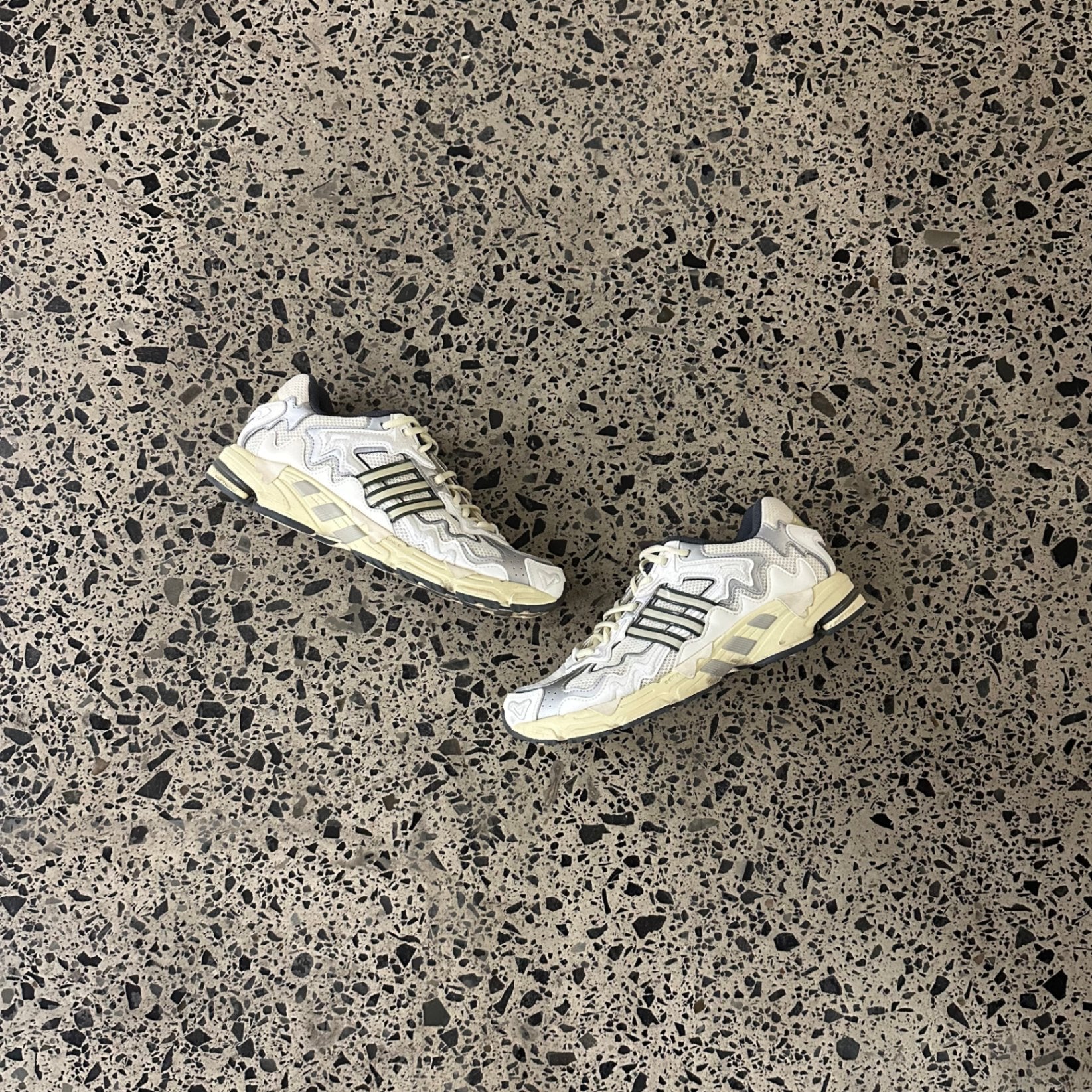 adidas Response CL Bad Bunny