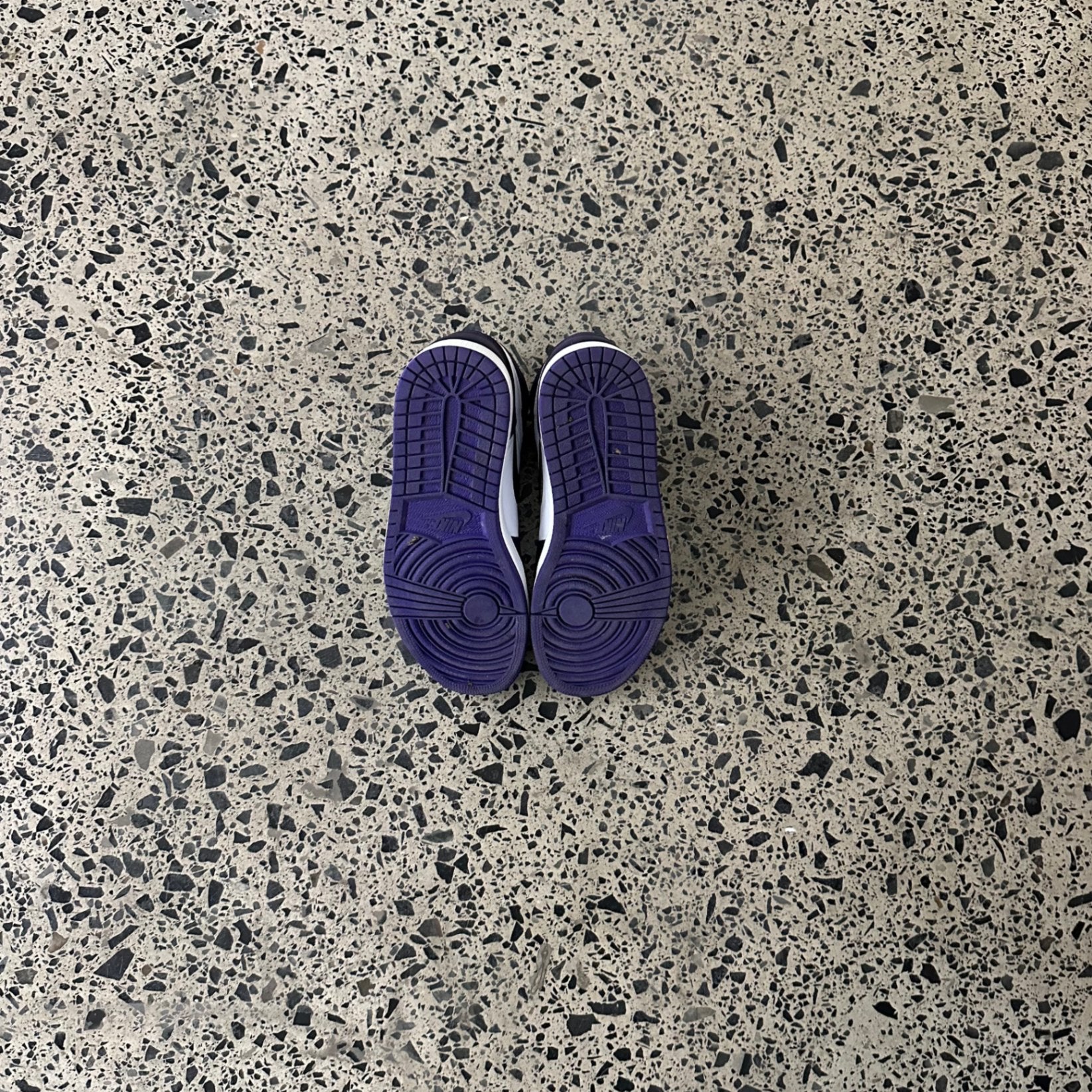 Jordan 1 Retro High Court Purple White