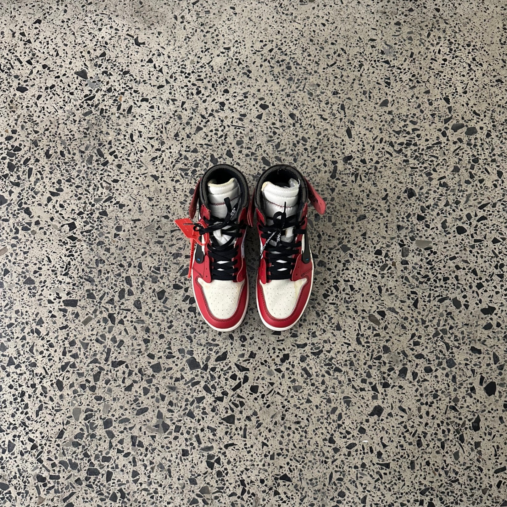 Jordan 1 Retro High Off-White Chicago