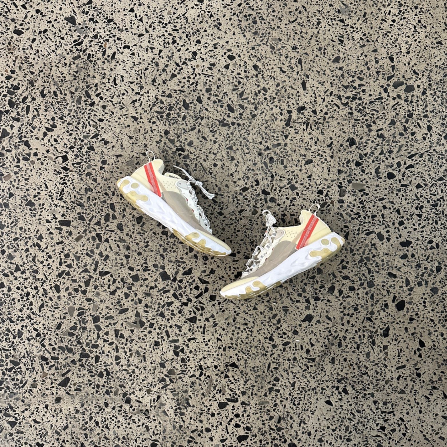 Nike React Element 87 Sail Light Bone