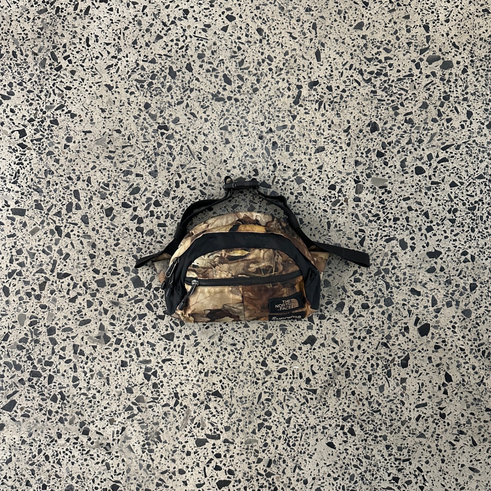 Supreme × The North Face Realtree Camo Shoulder Bag