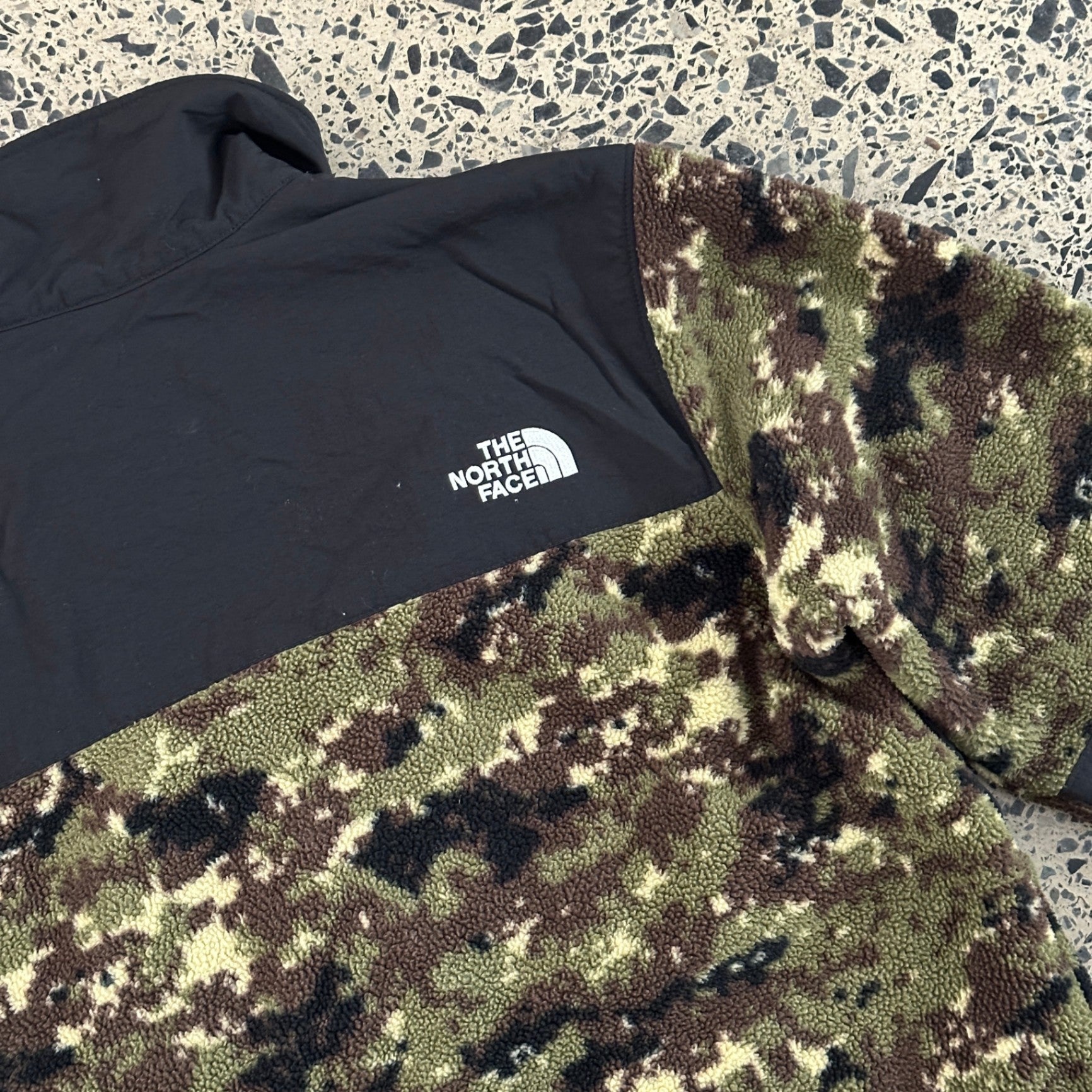 The North Face 95 Denali Jacket Burnt Olive Green Digi Camo
