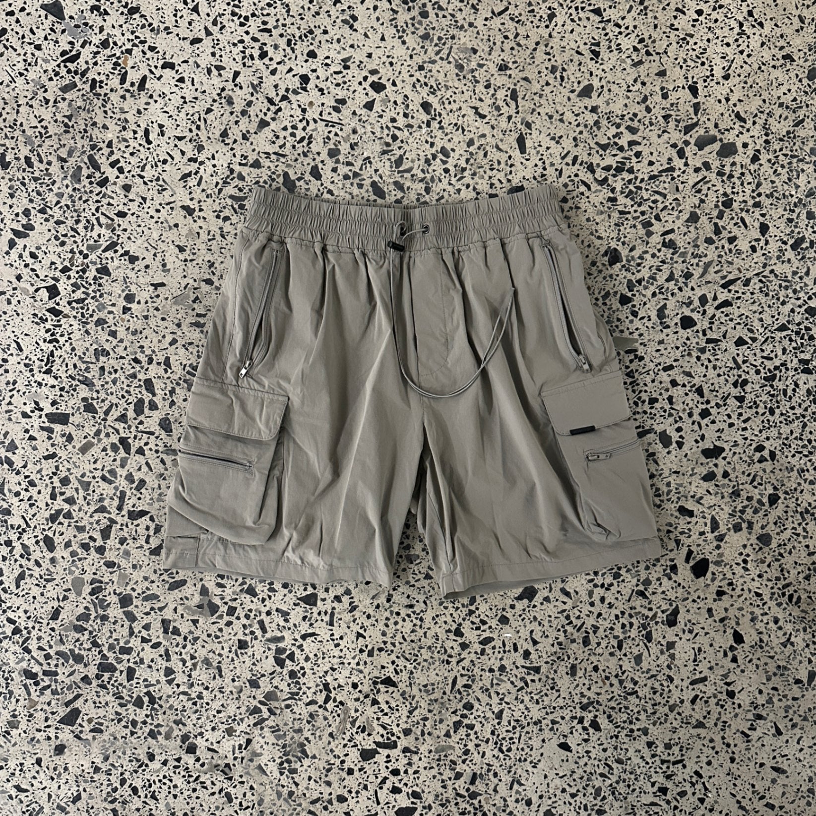 Represent 247 Shorts Taupe