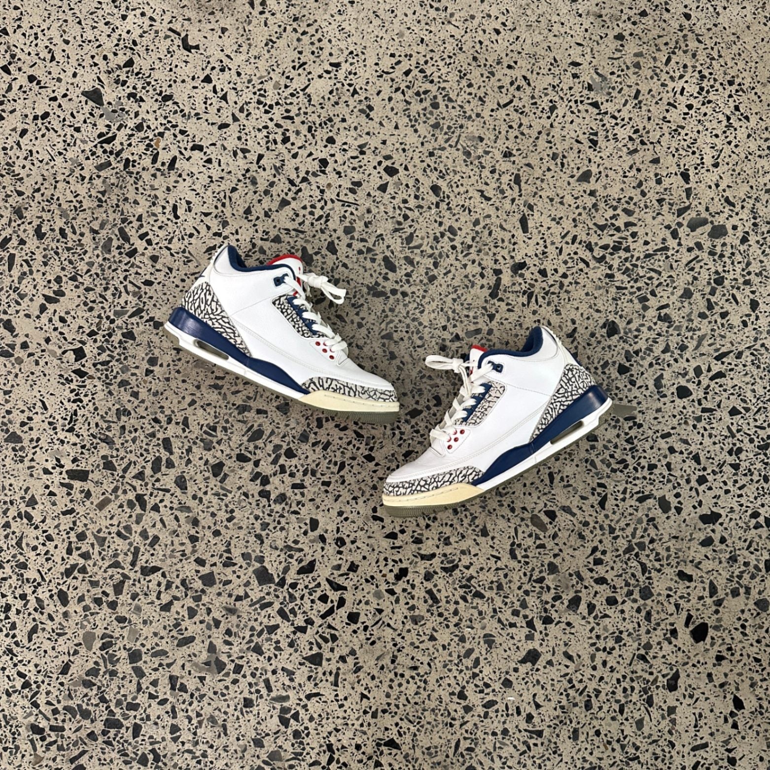 Jordan 3 Retro True Blue (2016)
