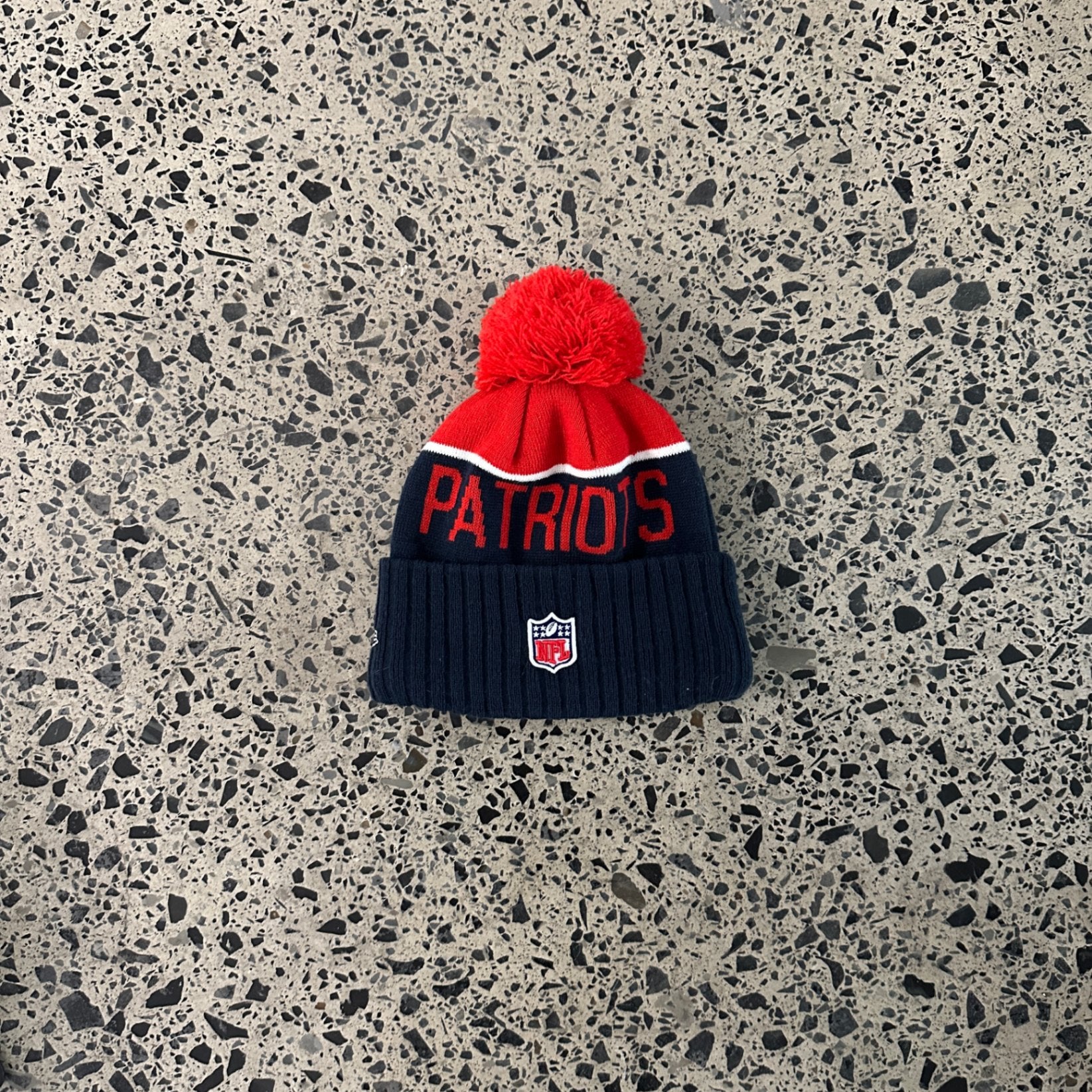 New Era Patriots Beanie Navy Red