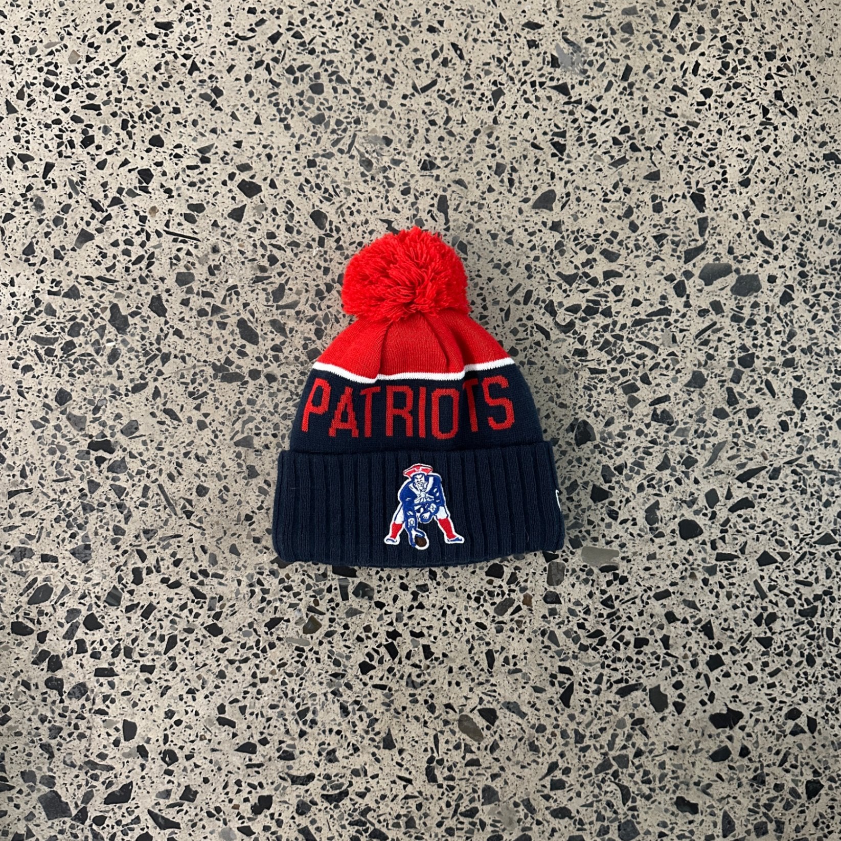 New Era Patriots Beanie Navy Red