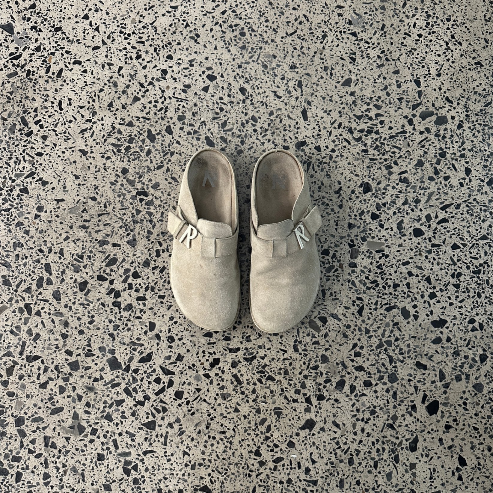 Represent Initial Mule Beige