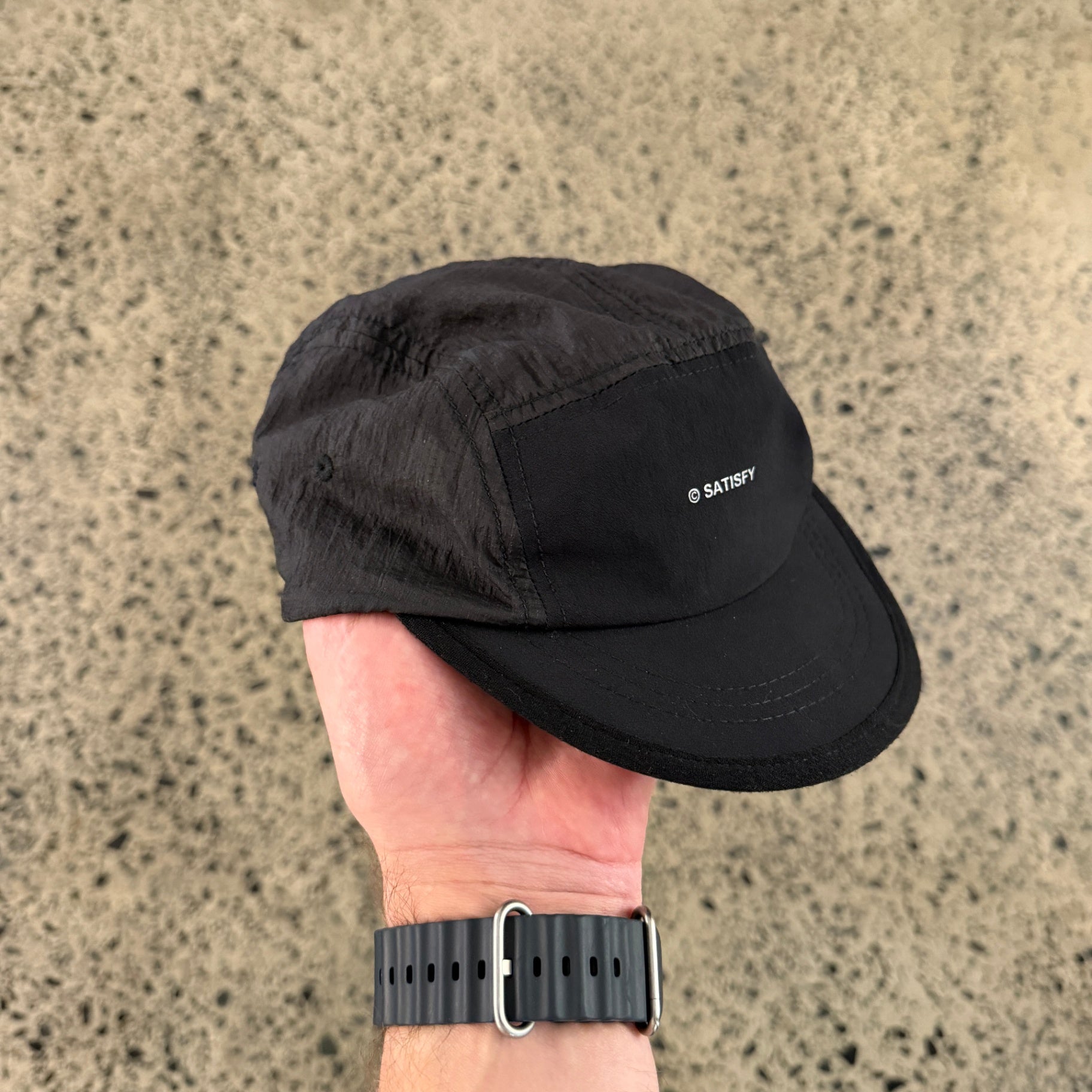 Satisfy Rippy Trail Cap Black