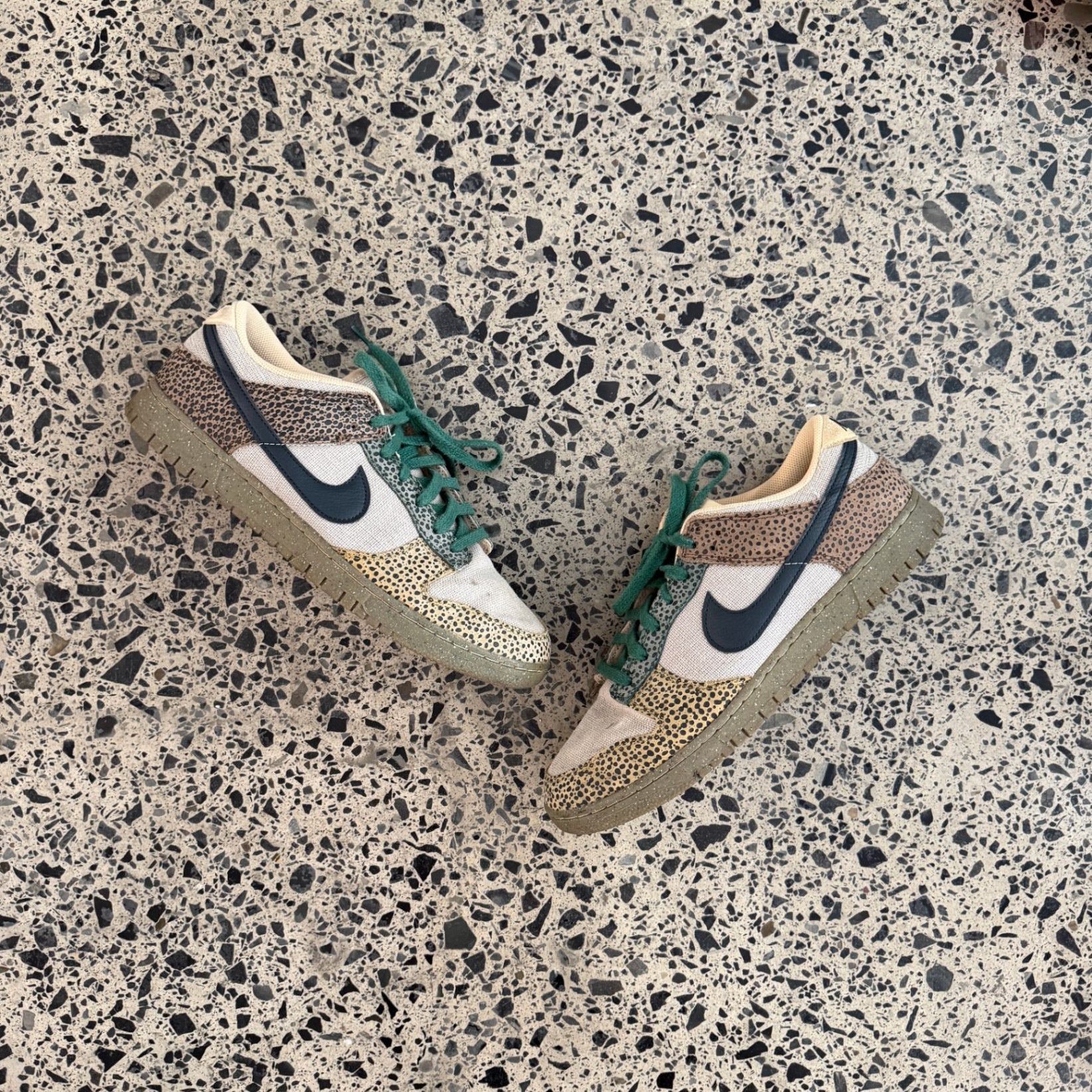 Nike Dunk Low Safari Golden Moss