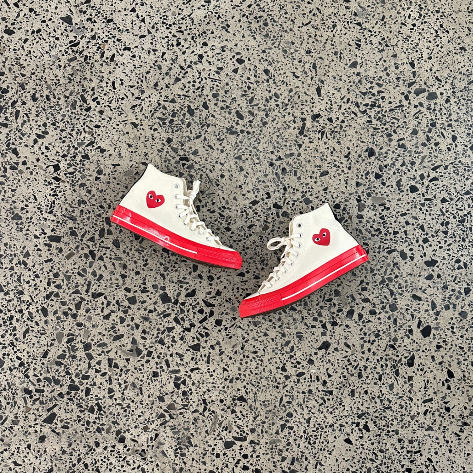 Converse Chuck Taylor All Star 70 Hi Comme des Garcons PLAY Egret Red Midsole