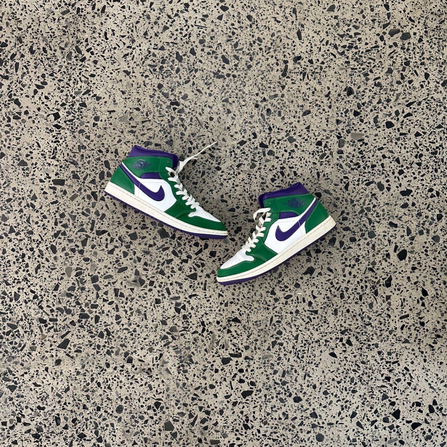 Jordan 1 Mid Incredible Hulk