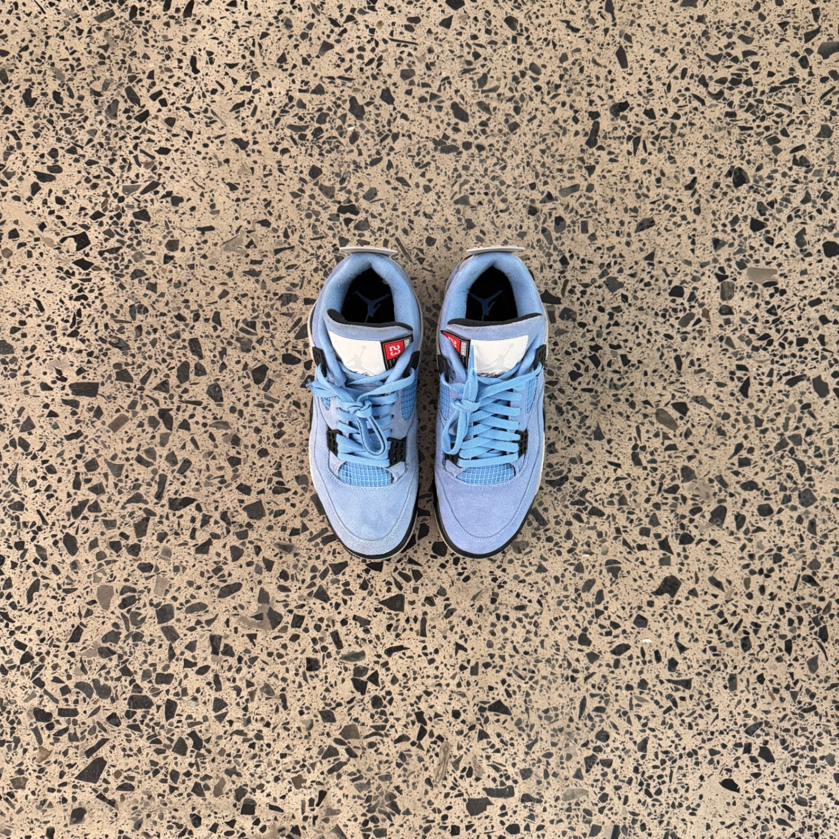 Jordan 4 Retro University Blue