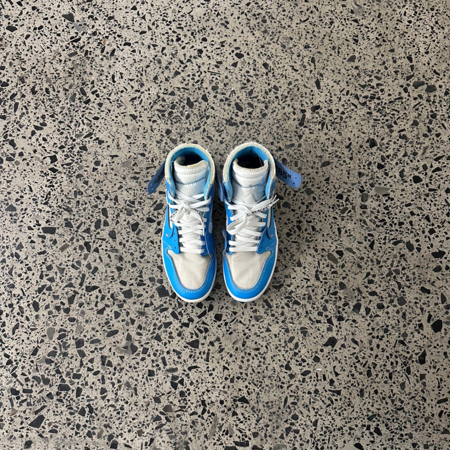 Jordan 1 Retro High Off-White University Blue