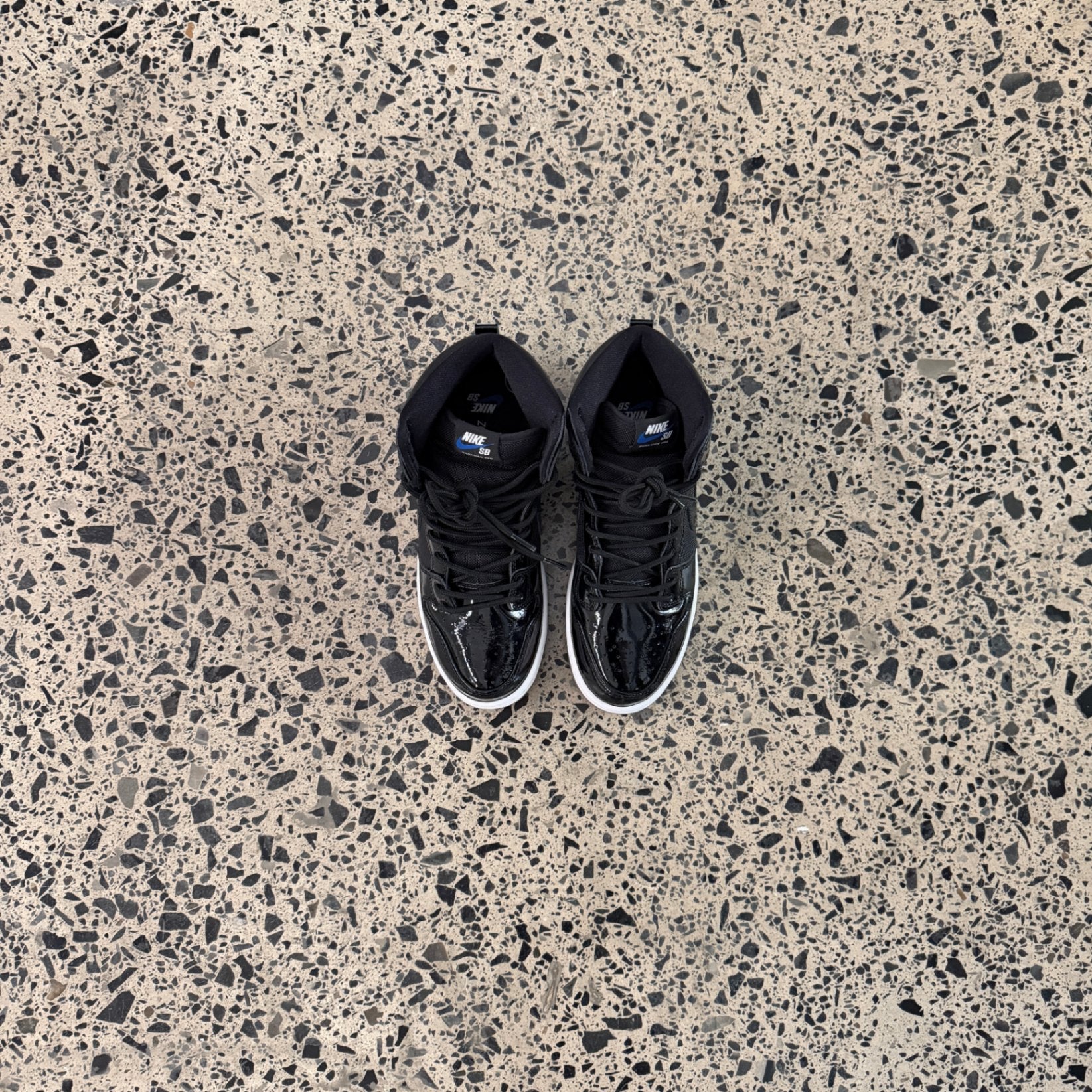 Nike SB Dunk High Space Jam