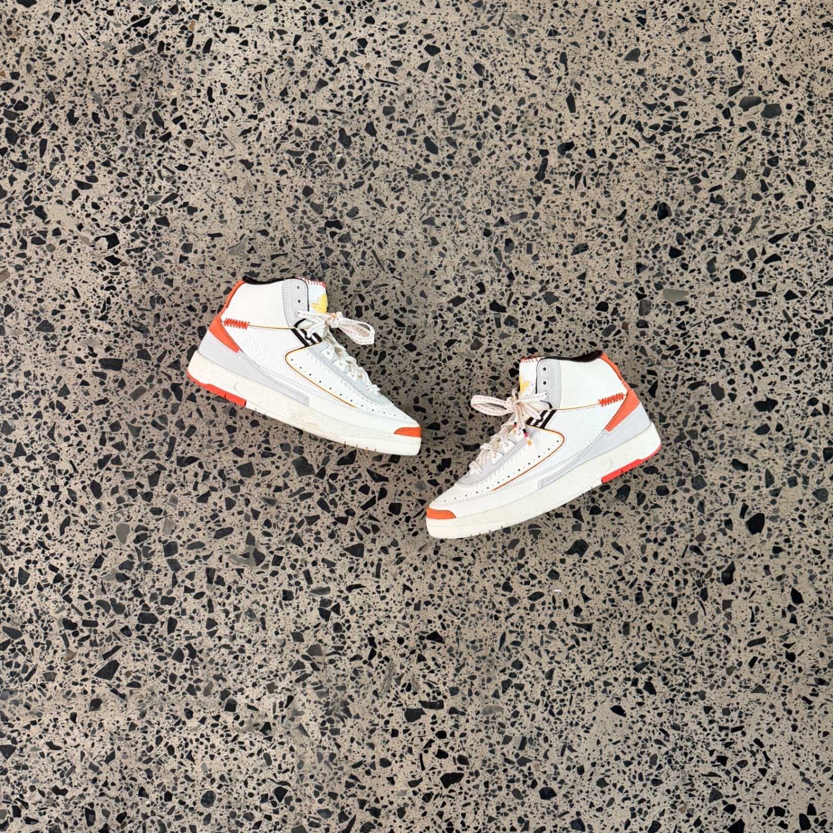 Jordan 2 Retro SP Maison Chateau Rouge