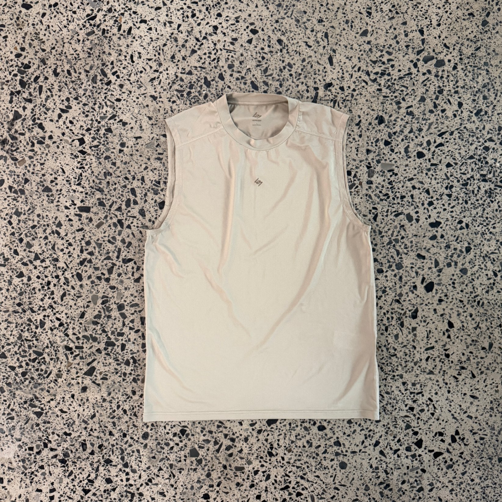 Represent 247 Contour Run Tank Pebble