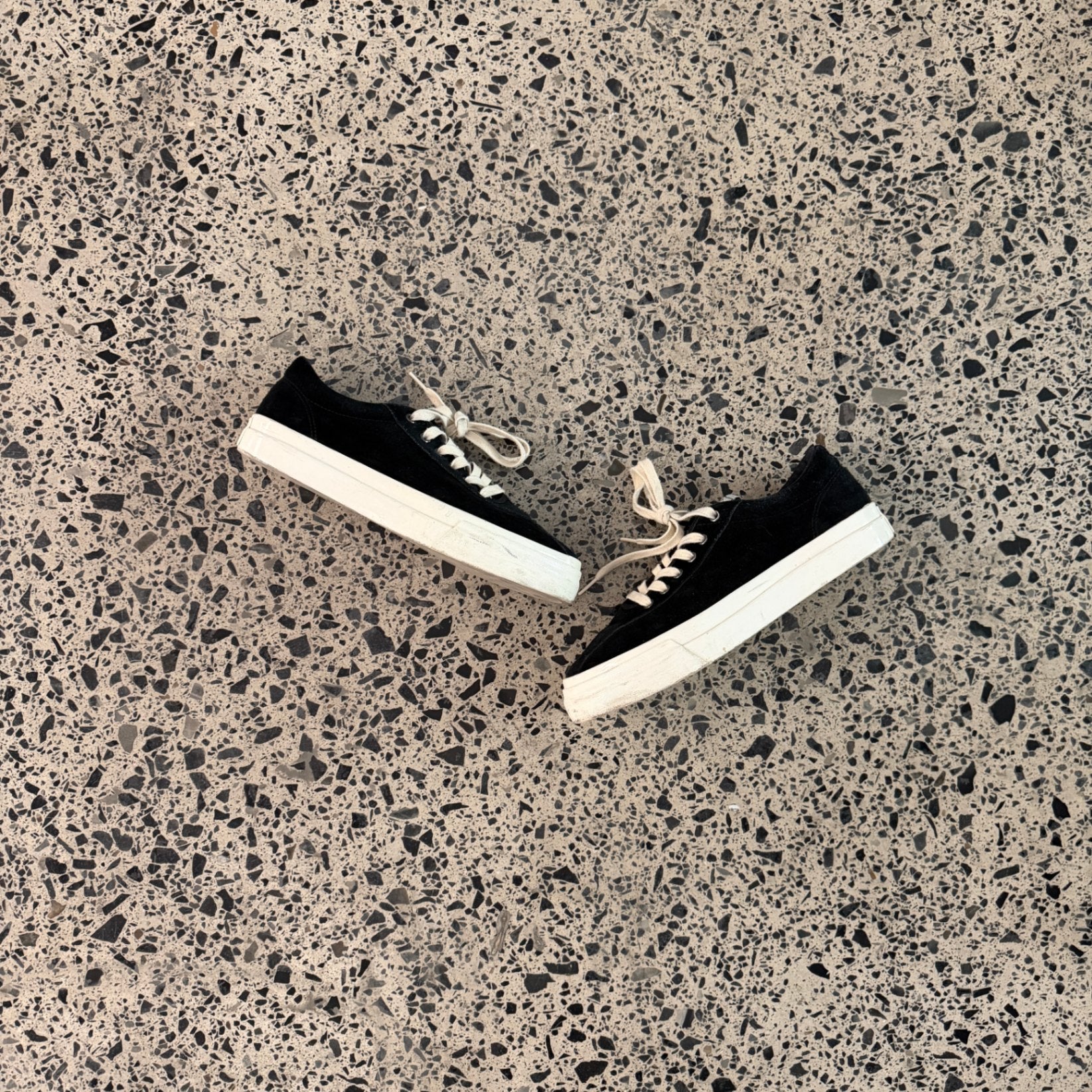 Stepney Workers Club Dellow Suede Black