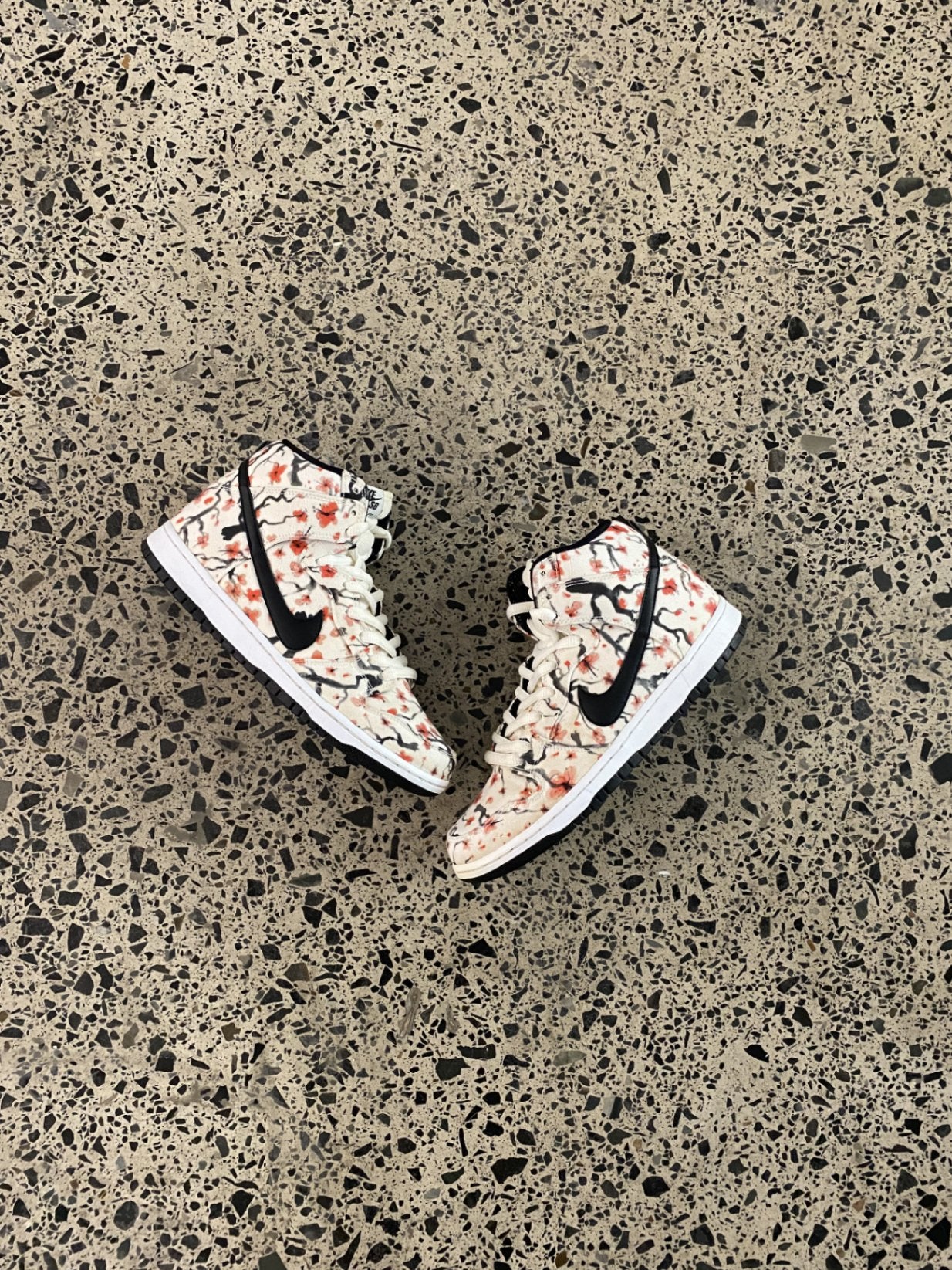 Nike SB Dunk High Cherry Blossom