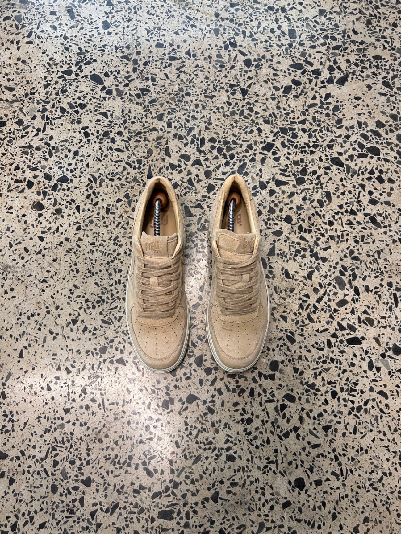 Ronnie Fieg x Bapesta Low 'Sand'